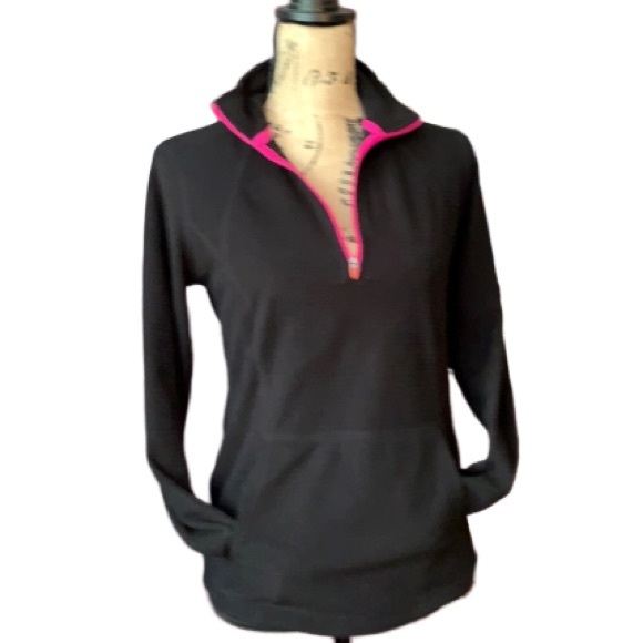 tek gear Tops - 💕 Tek Gear Pull Over - like new 💕